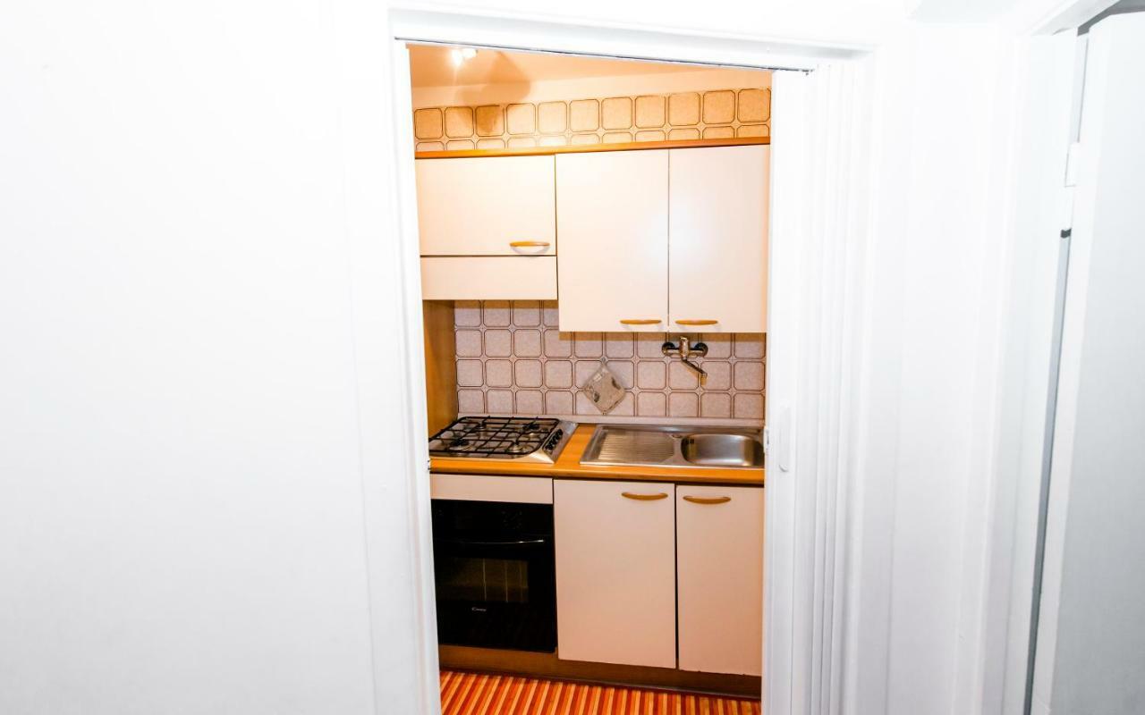 Apartment Oasi Al Colosseo Rome